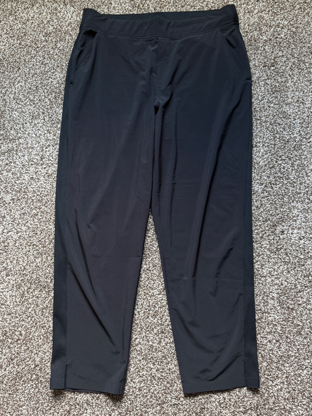 Athleta Brooklyn ankle pant - black